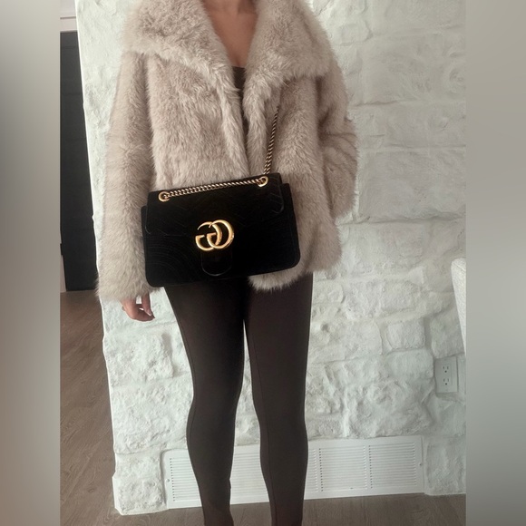 Gucci GG Marmont Velvet Large Shoulder Bag (Shoulder or Crossbody) - Picture 10 of 14